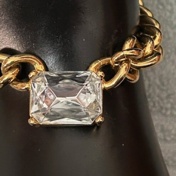 Classic Gold and faux Diamond Choker - Picture 4 of 7